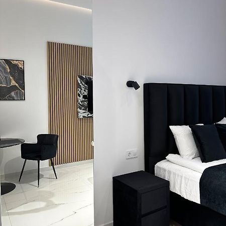 V21 Luxury Apartments บูดาเปสต์ ภายนอก รูปภาพ