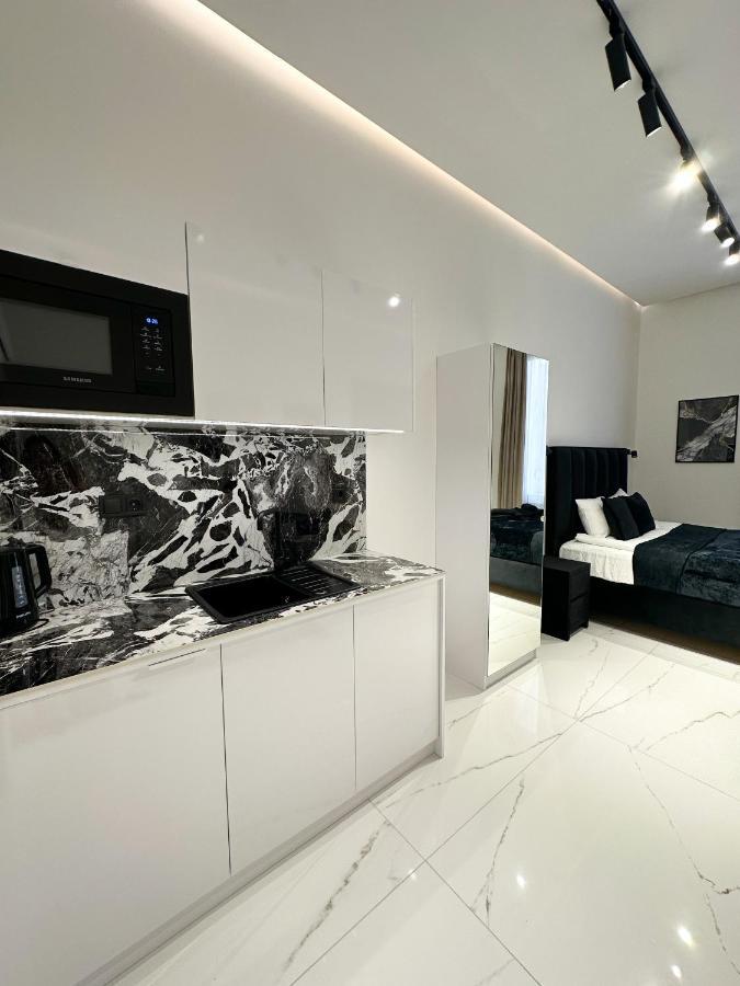 V21 Luxury Apartments บูดาเปสต์ ภายนอก รูปภาพ
