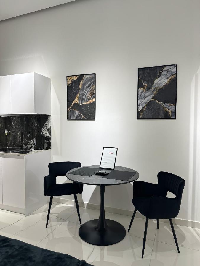 V21 Luxury Apartments บูดาเปสต์ ภายนอก รูปภาพ